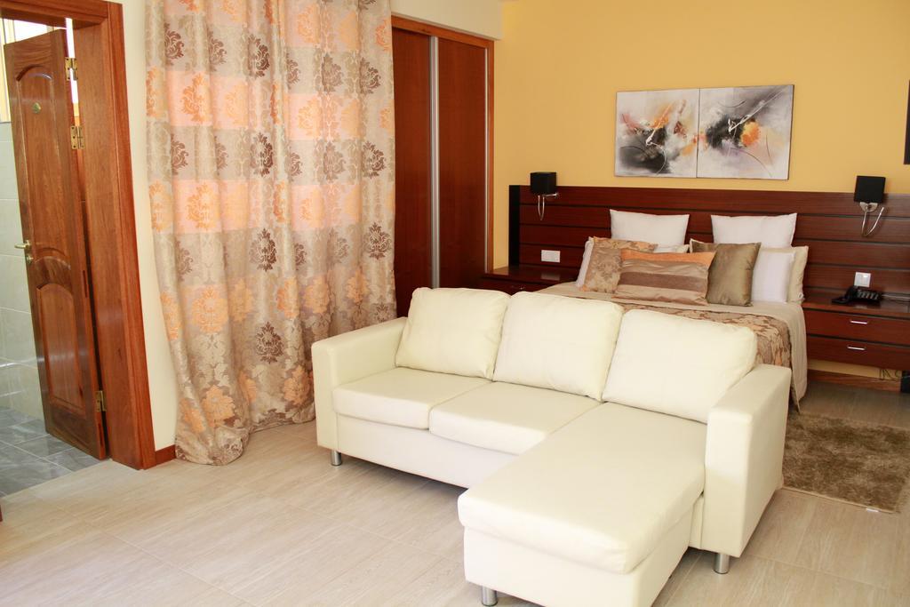 Bed and breakfast Mindelo Residencial Chambre photo