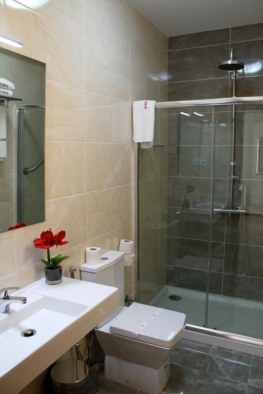 Bed and breakfast Mindelo Residencial Chambre photo