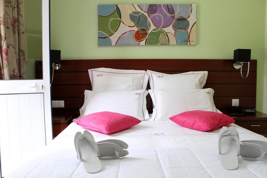 Bed and breakfast Mindelo Residencial Chambre photo