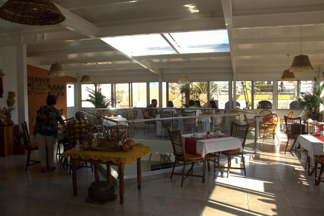 Bed and breakfast Mindelo Residencial Extérieur photo