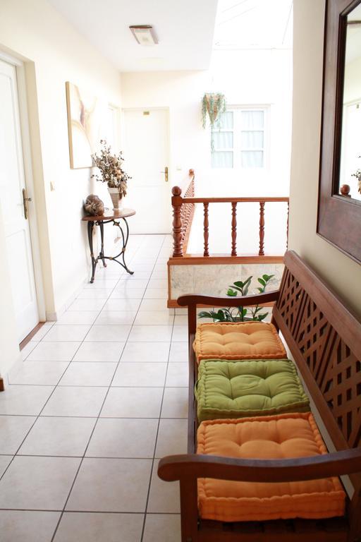 Bed and breakfast Mindelo Residencial Extérieur photo