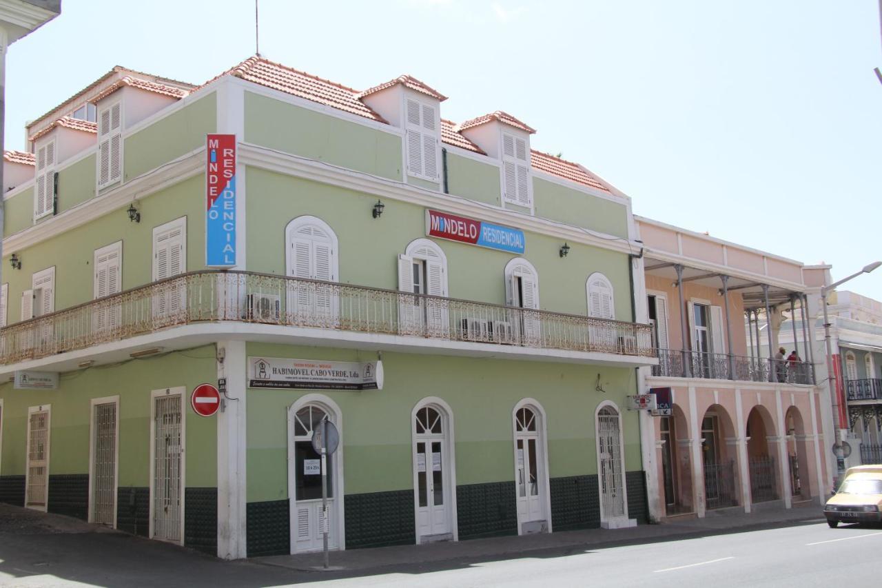Bed and breakfast Mindelo Residencial Extérieur photo
