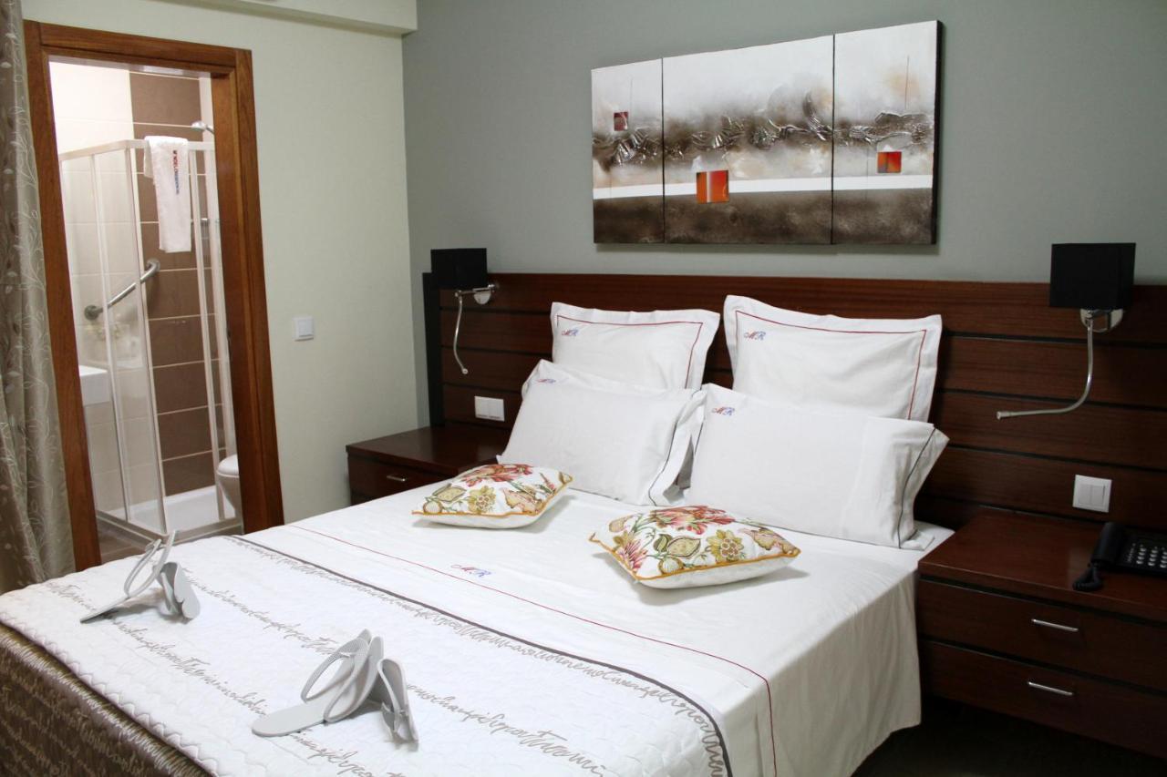 Bed and breakfast Mindelo Residencial Extérieur photo