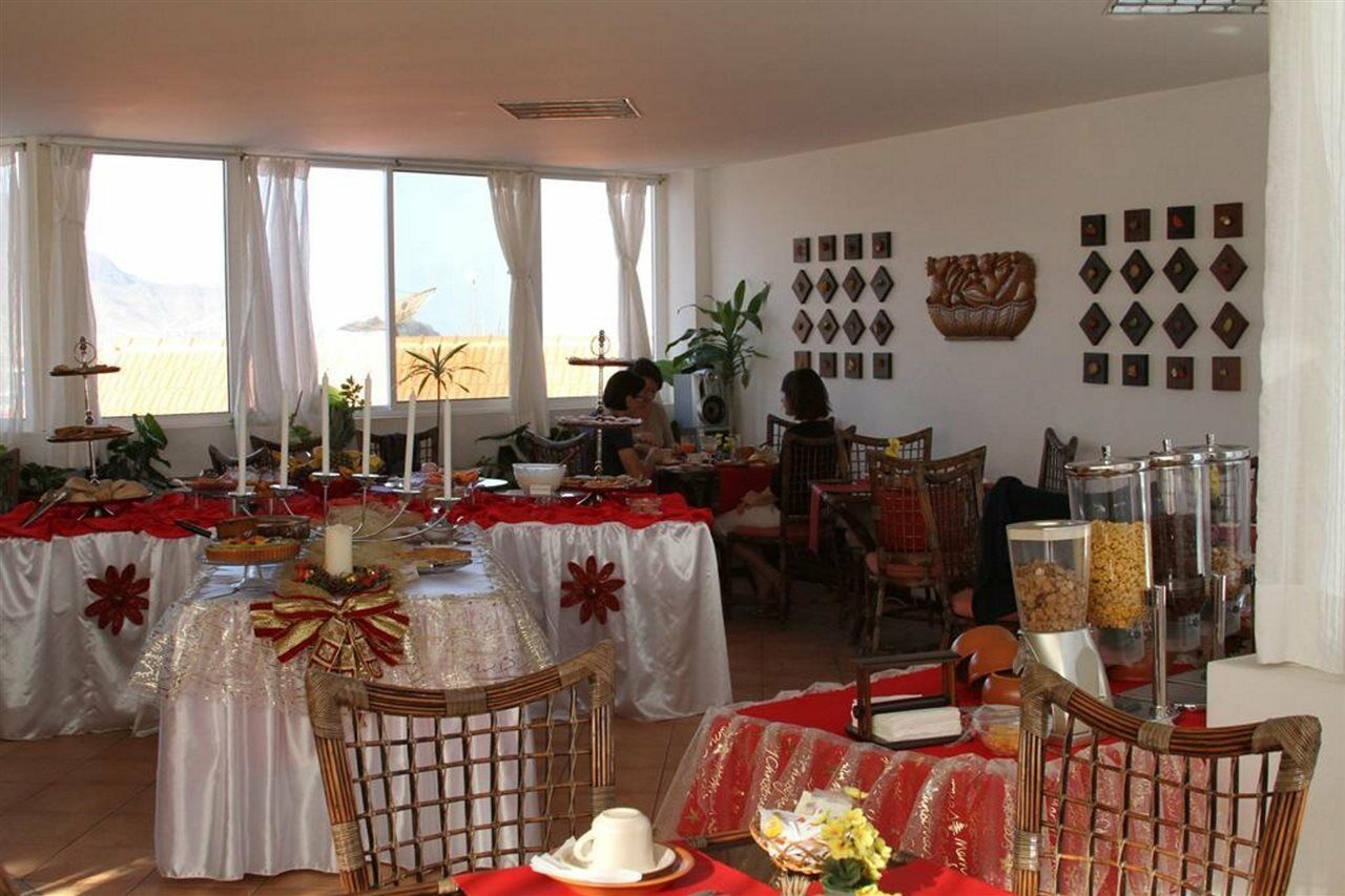 Bed and breakfast Mindelo Residencial Extérieur photo