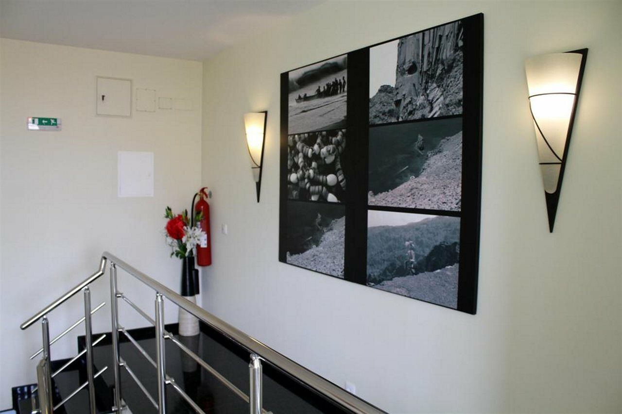 Bed and breakfast Mindelo Residencial Extérieur photo
